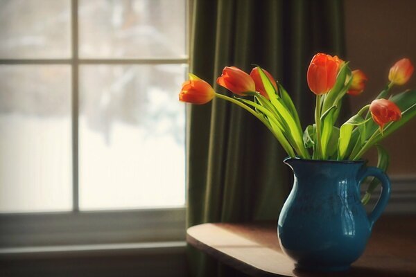 Background of a vase with tulips