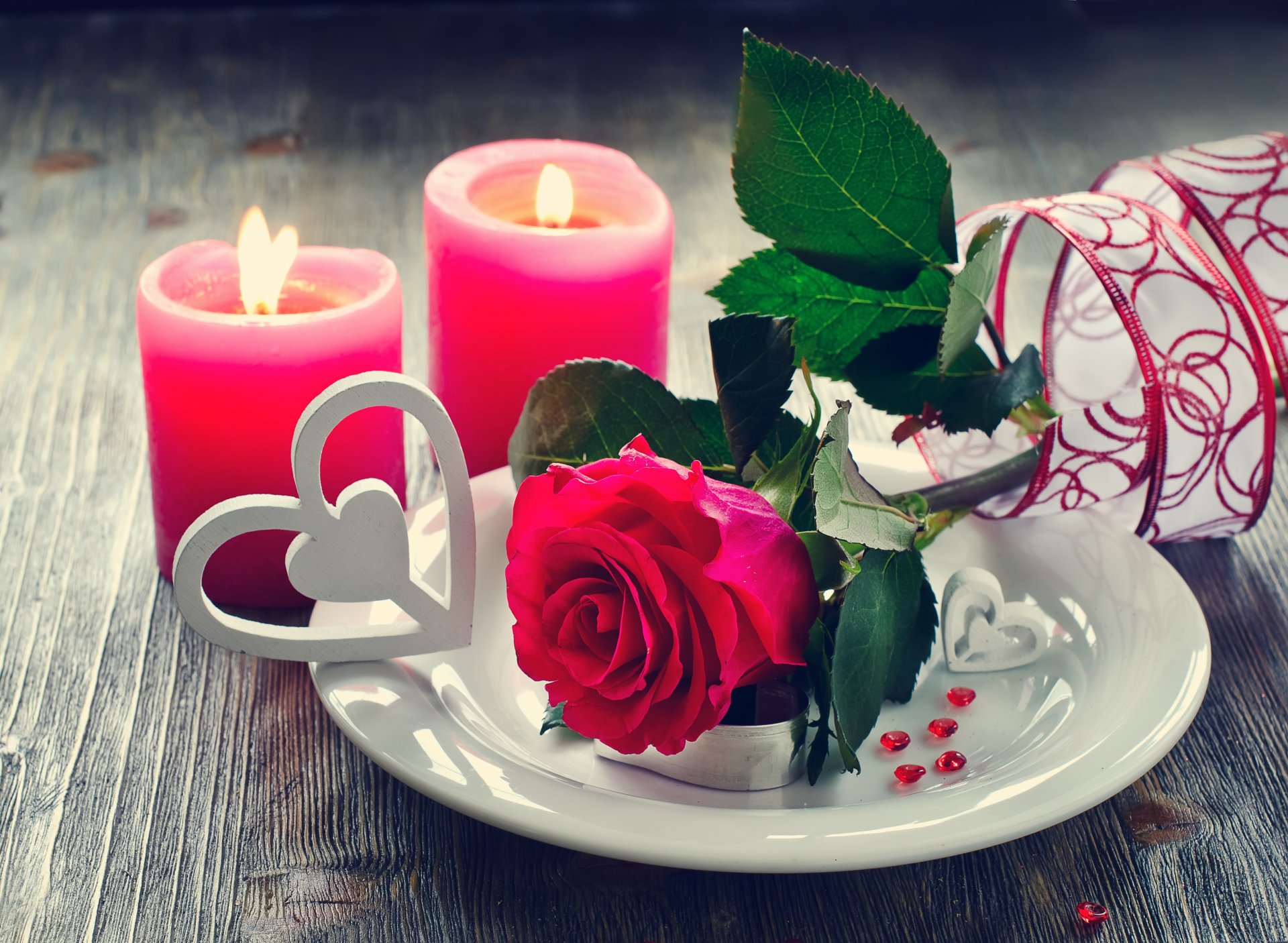 fiori rose petali amore candele