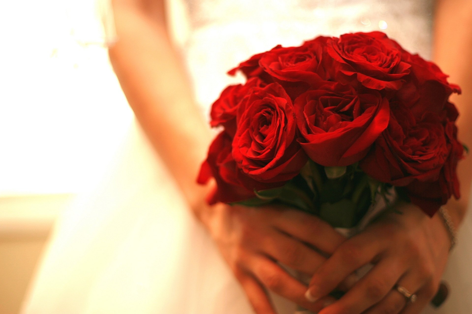 blumenstrauß rot rosen hochzeit blumen