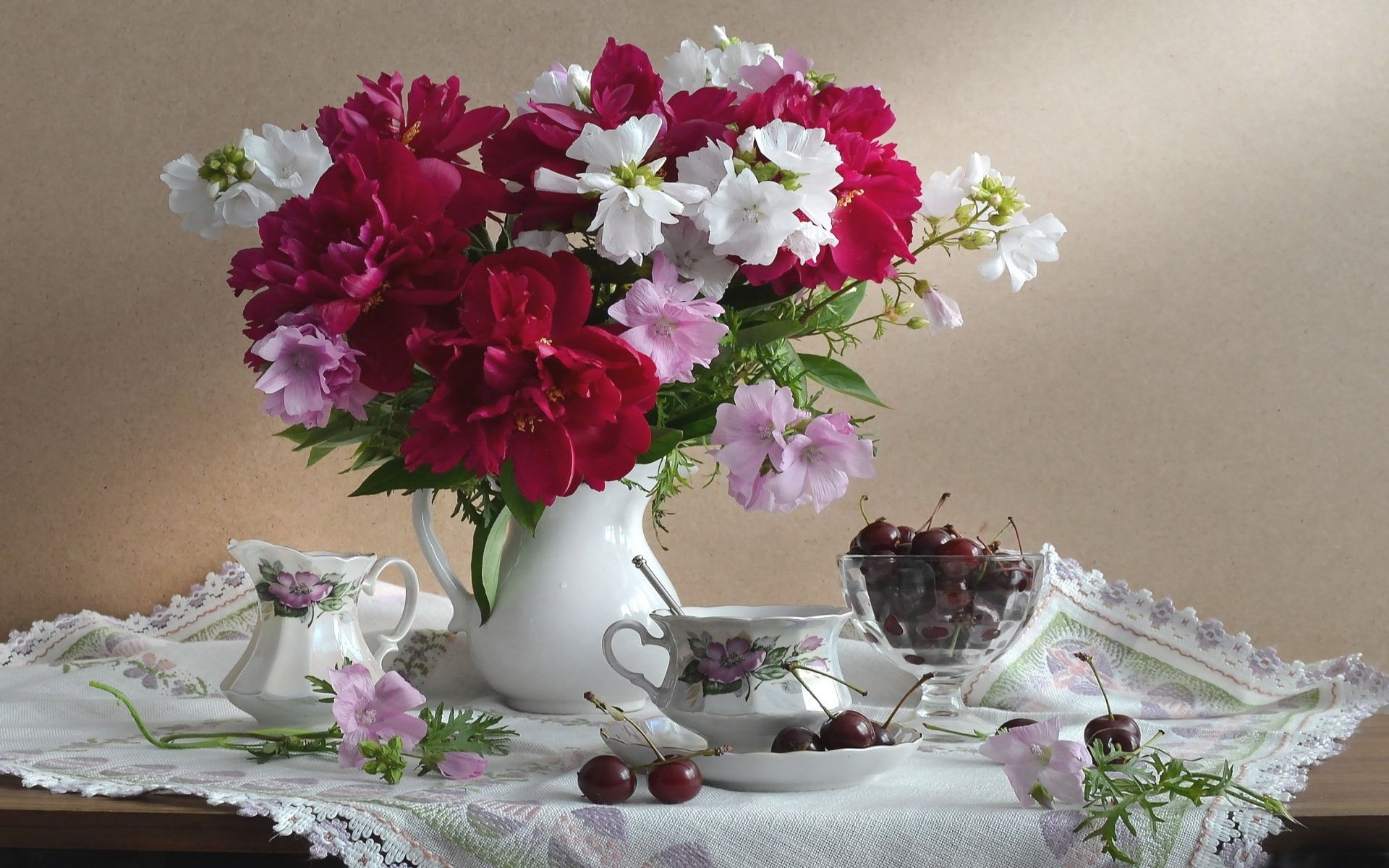 flower vase tableware cherry