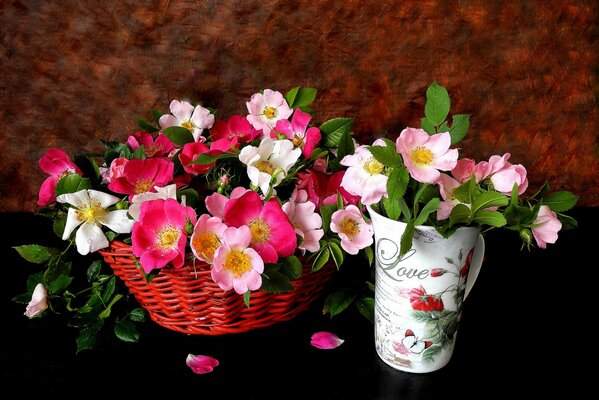 Tea roses in the basket