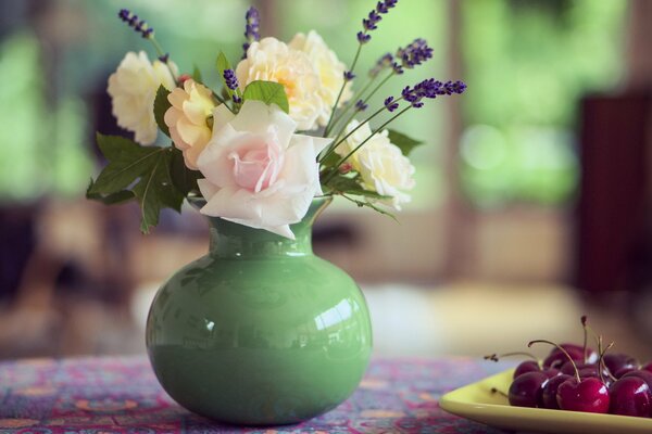 Fleurs bouquet nature morte été vase