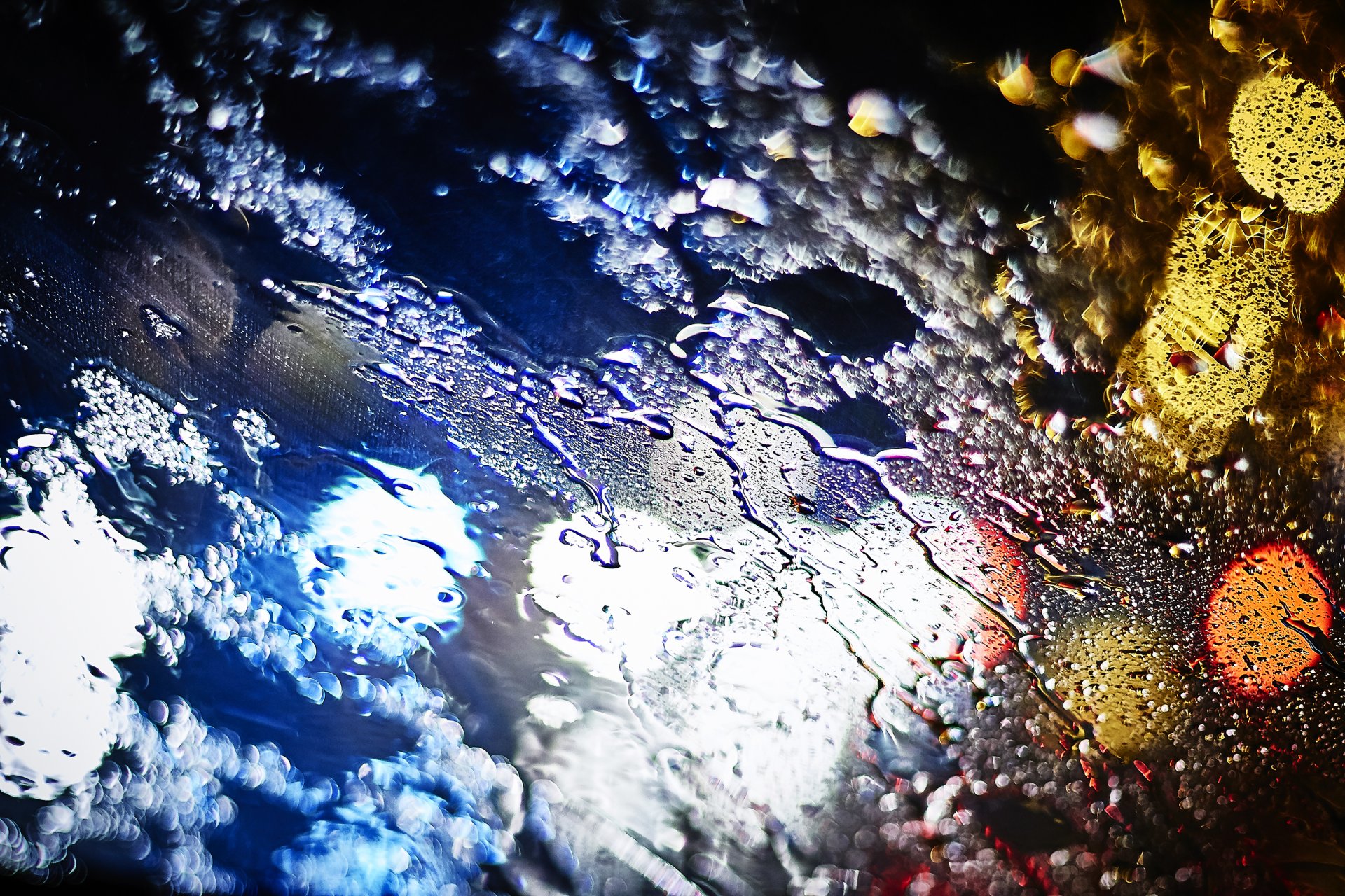 gocce acqua vetro abbagliamento bokeh luci luce notte macro