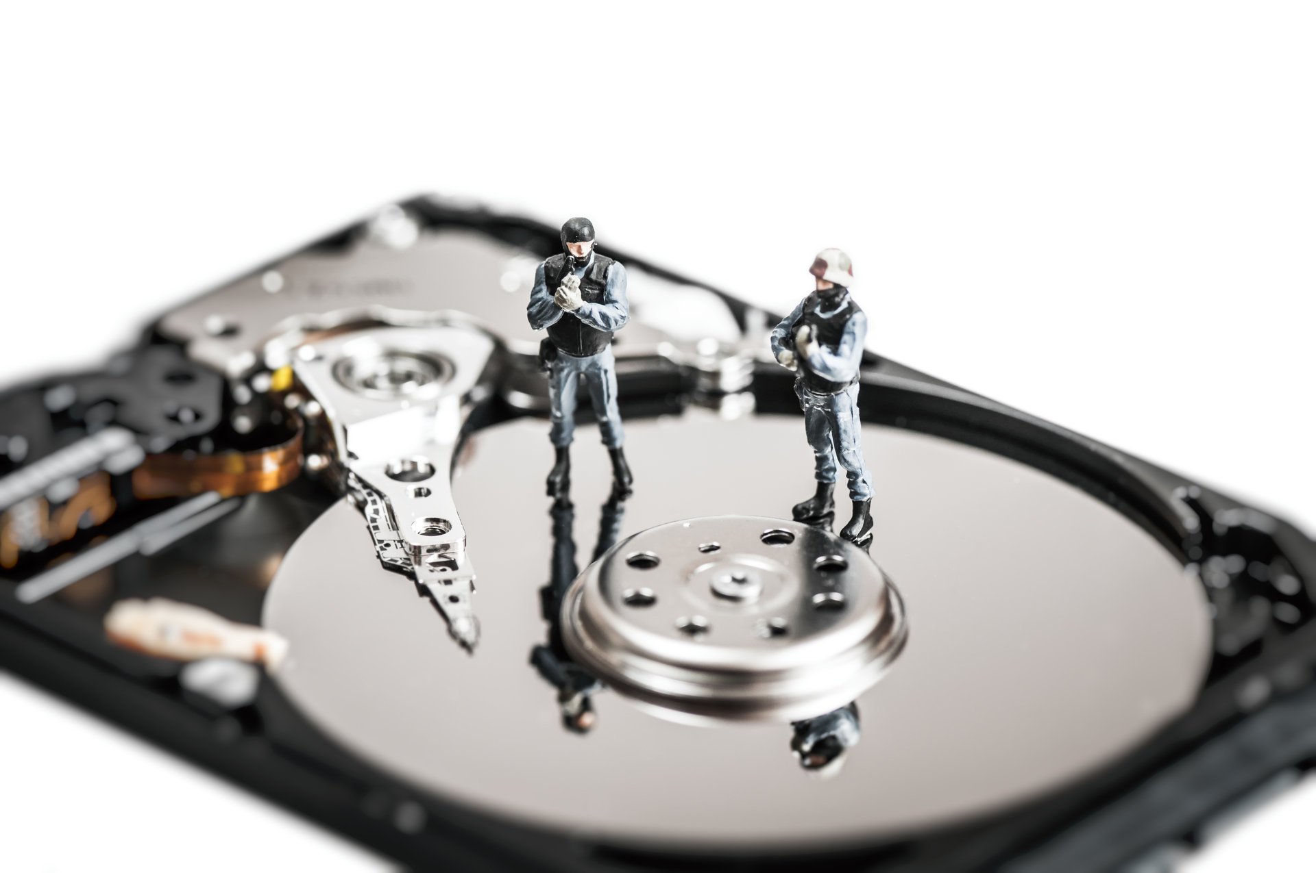 hard disk pc sicurezza elaborazione bambola