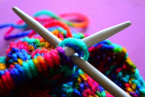 The magic of rainbow knitting