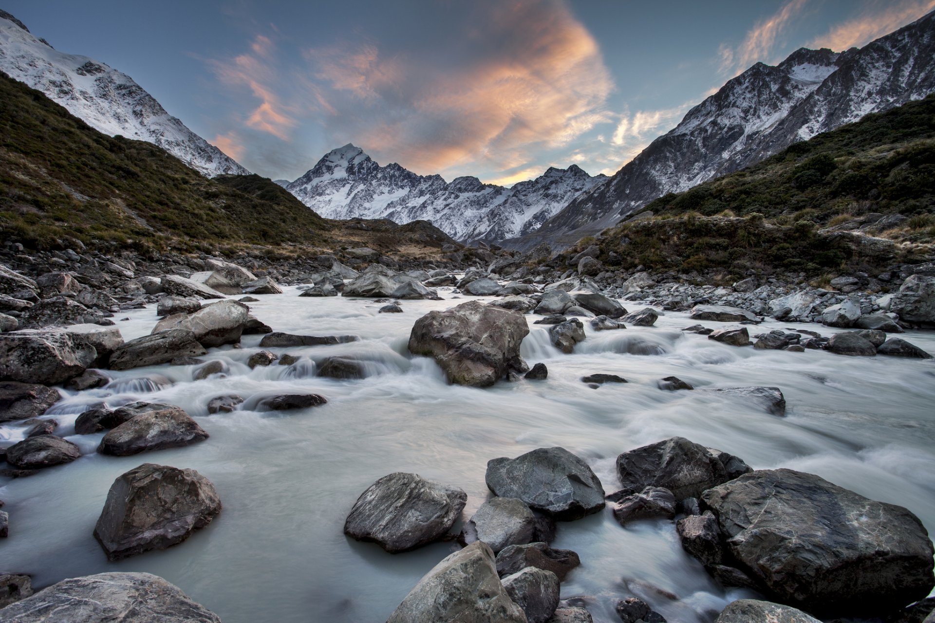 hooker river parco nazionale del monte cook nuova zelanda fiume montagne pietre