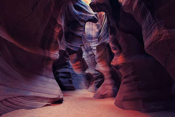 Foto dell Antelope Canyon nelle rocce