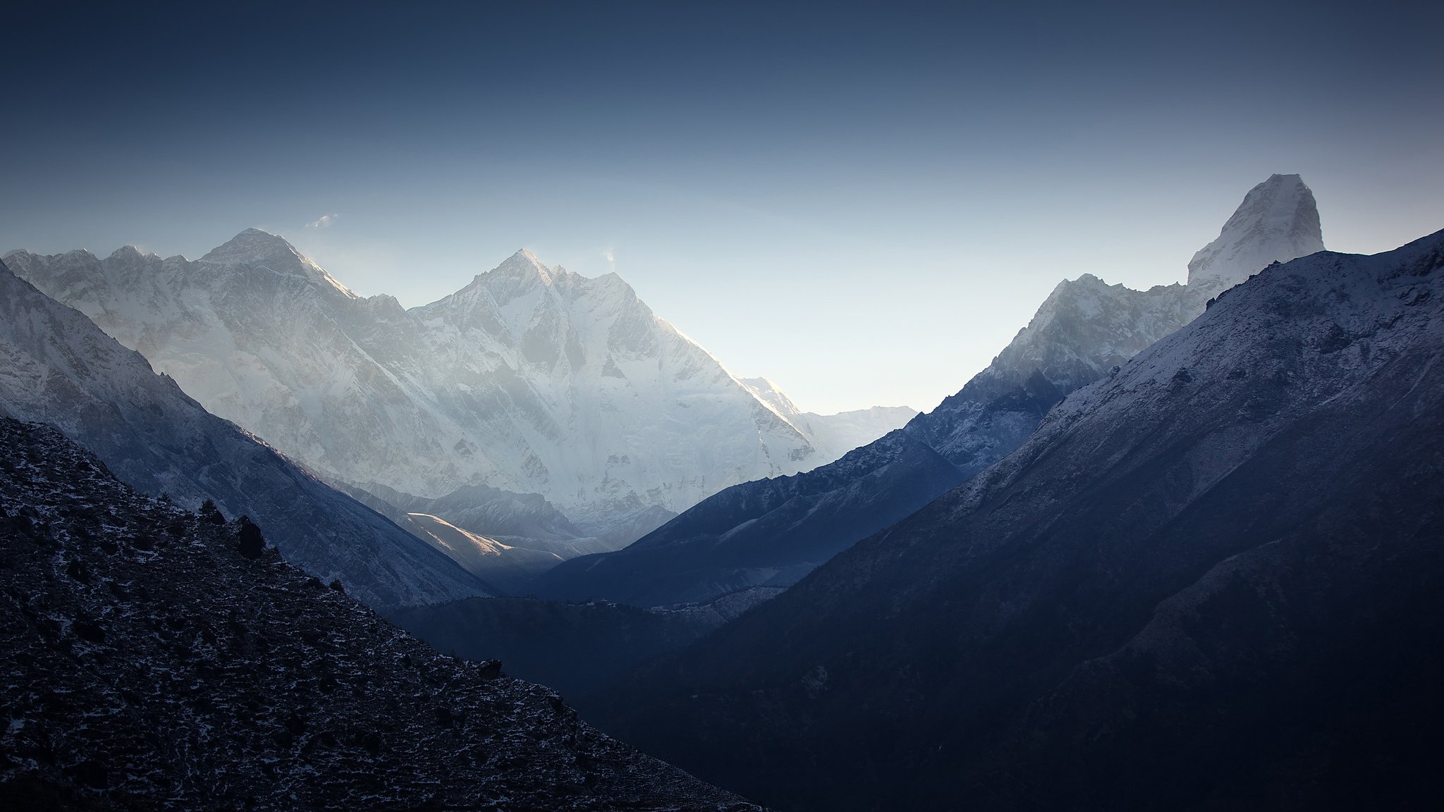 nupjie pico 38 ama dablam montañas himalaya