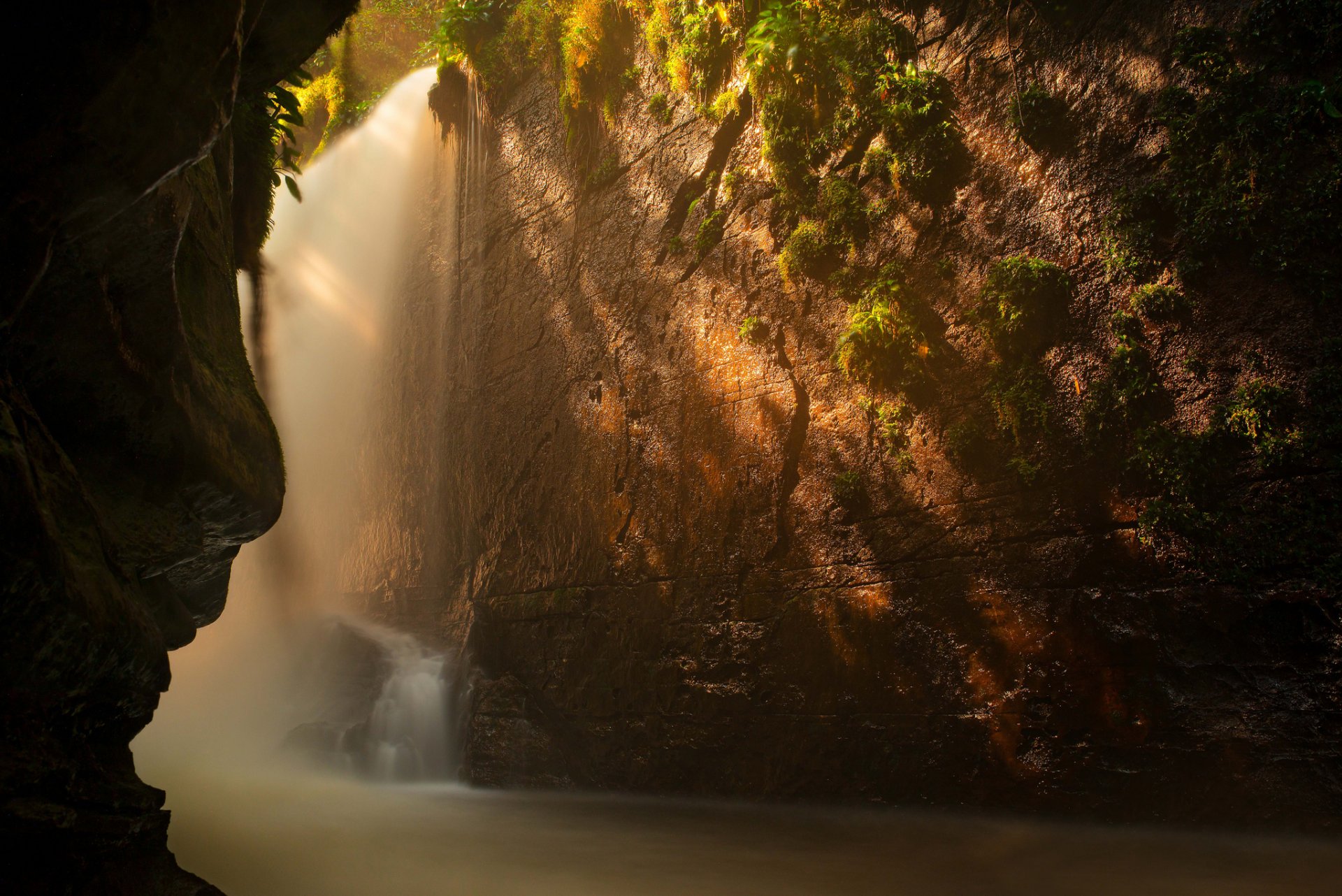 natura rocce passaggio acqua luce