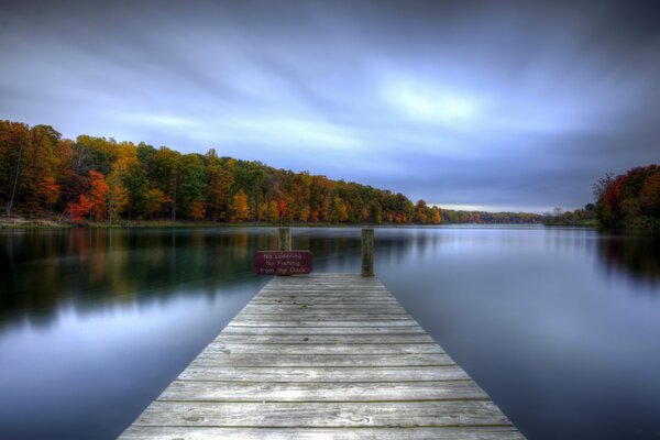 Beautiful autumn is reflected in the water surface of the lake