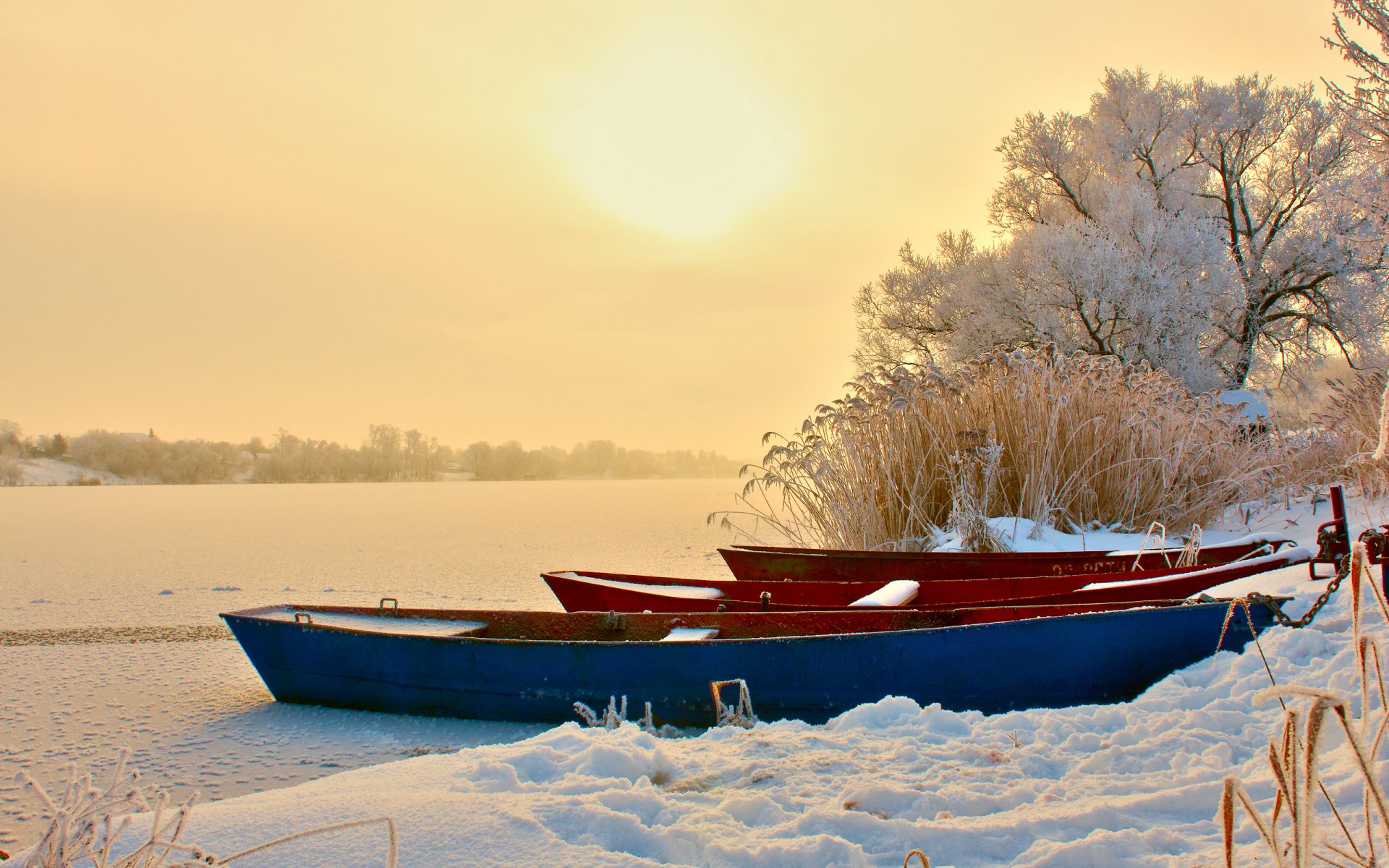 barcos invierno noche río nieve