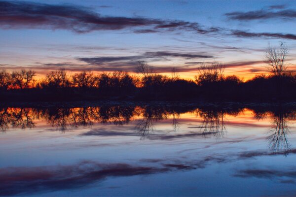 Beautiful photo of the river on the wallpaper