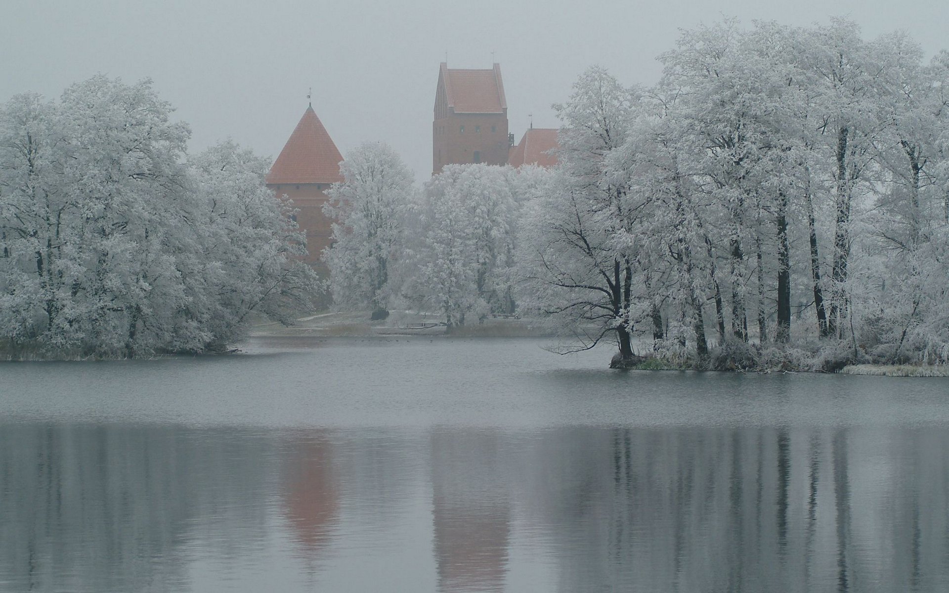 invierno lago árboles nieve fortaleza