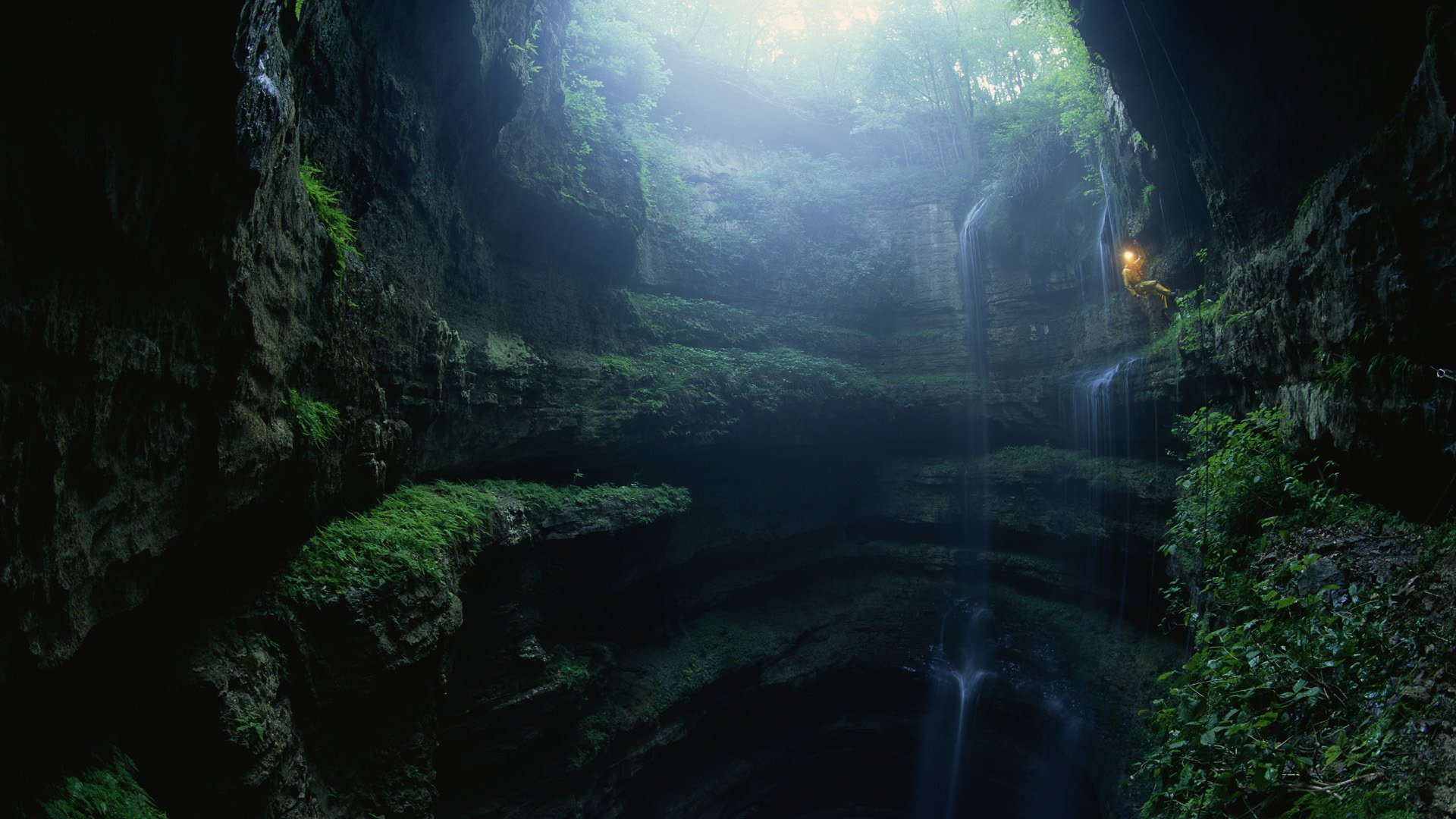 landschaft natur schlucht höhle abstieg licht wasserfall