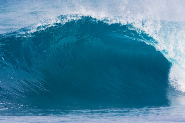 Olas del mar. El poder del océano