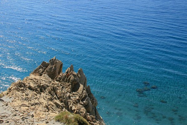 The purity of the morning sea from the cliff