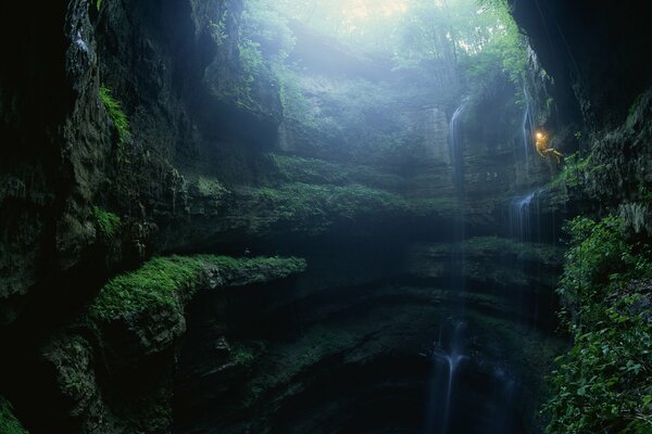 Insegnante Gola grotta e Cascata