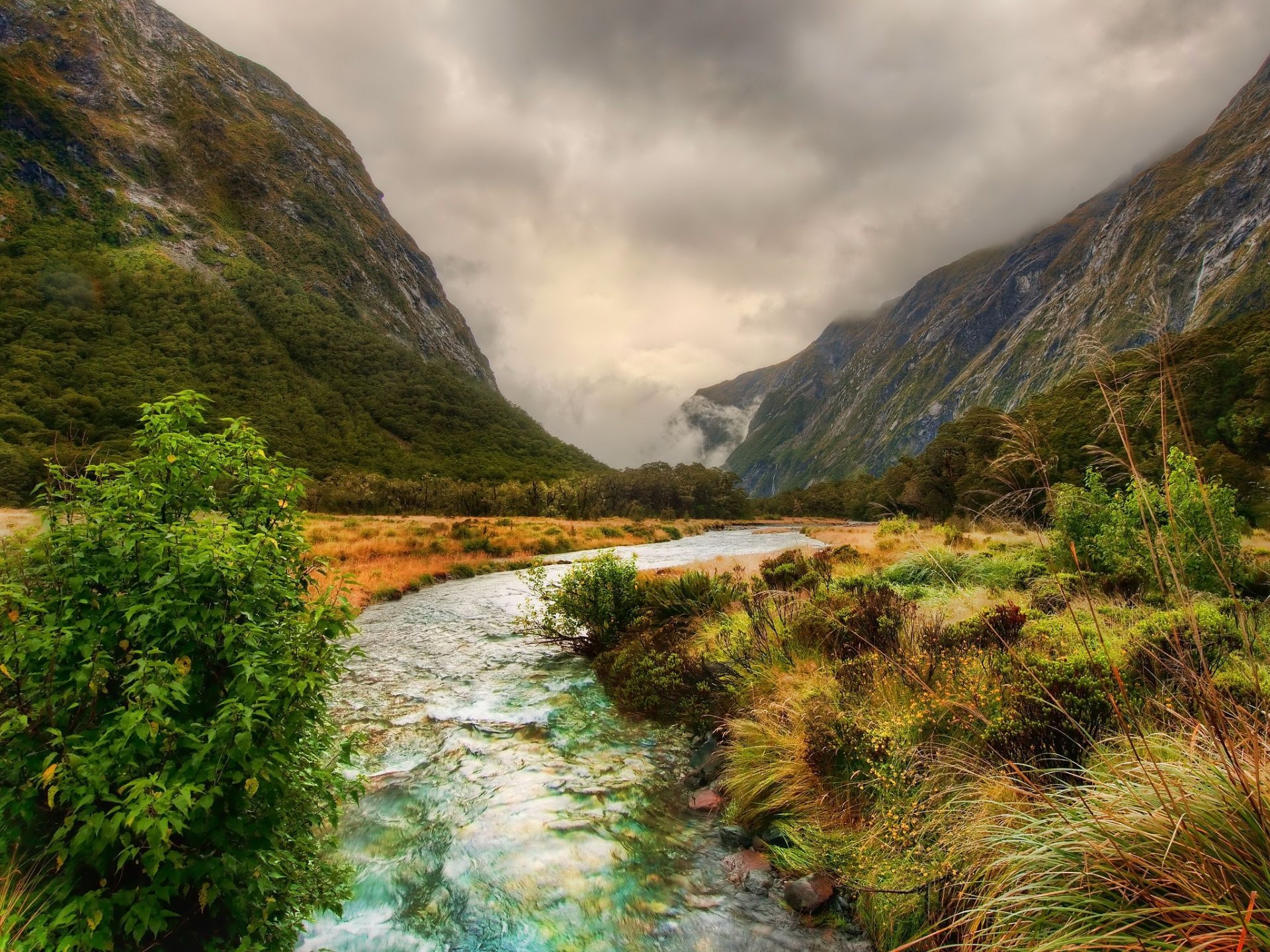 mountain river cloud