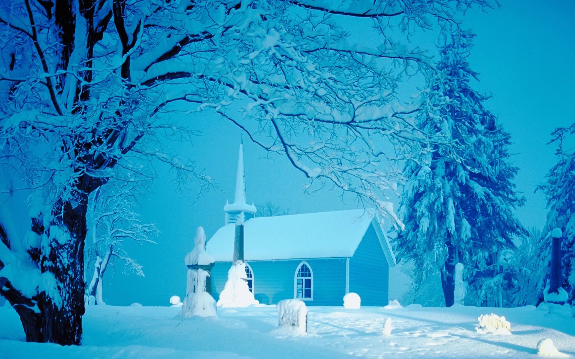 neve casa chiesa inverno