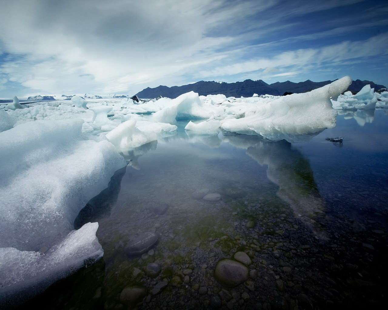 eis steine wasser