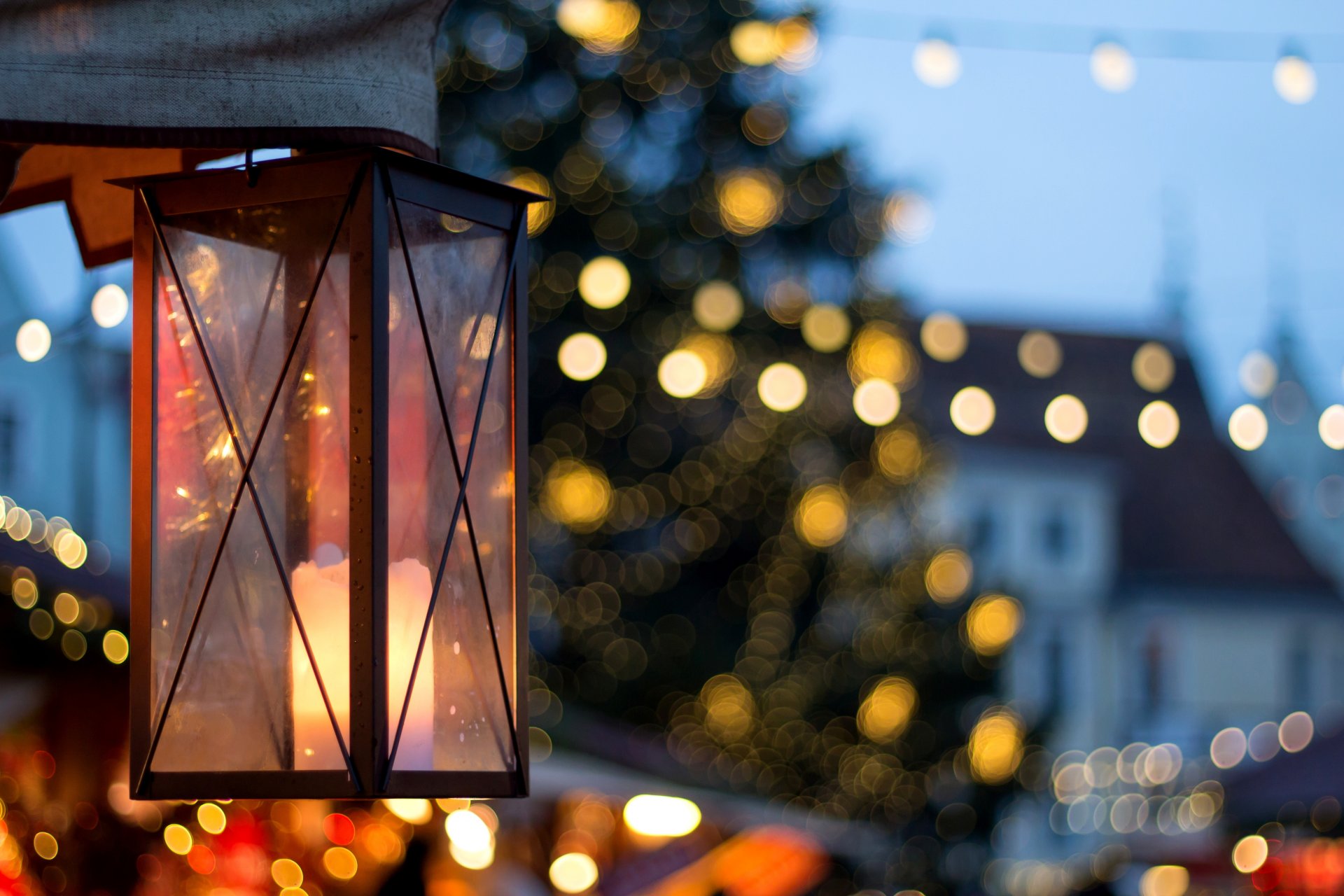 lantern light candle lights bokeh city street holiday macro