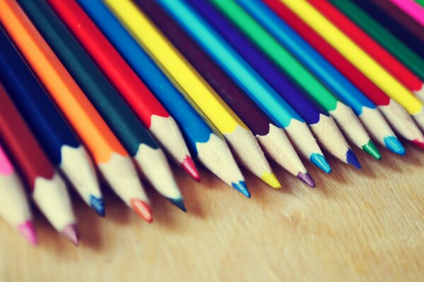 Photo de crayons de couleur gros plan