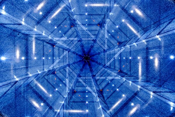 Tunnel des rayons de lumière volumétriques