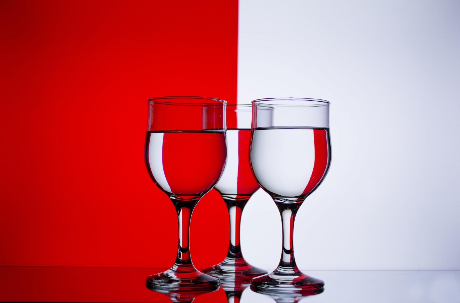 red white glasses flower