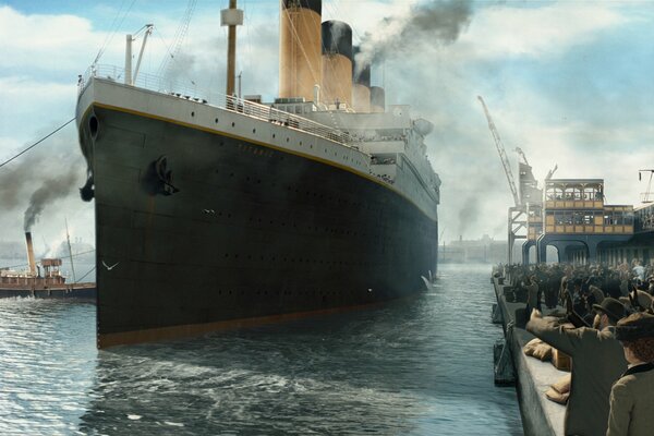 People waiting for the Titanic in the harbor