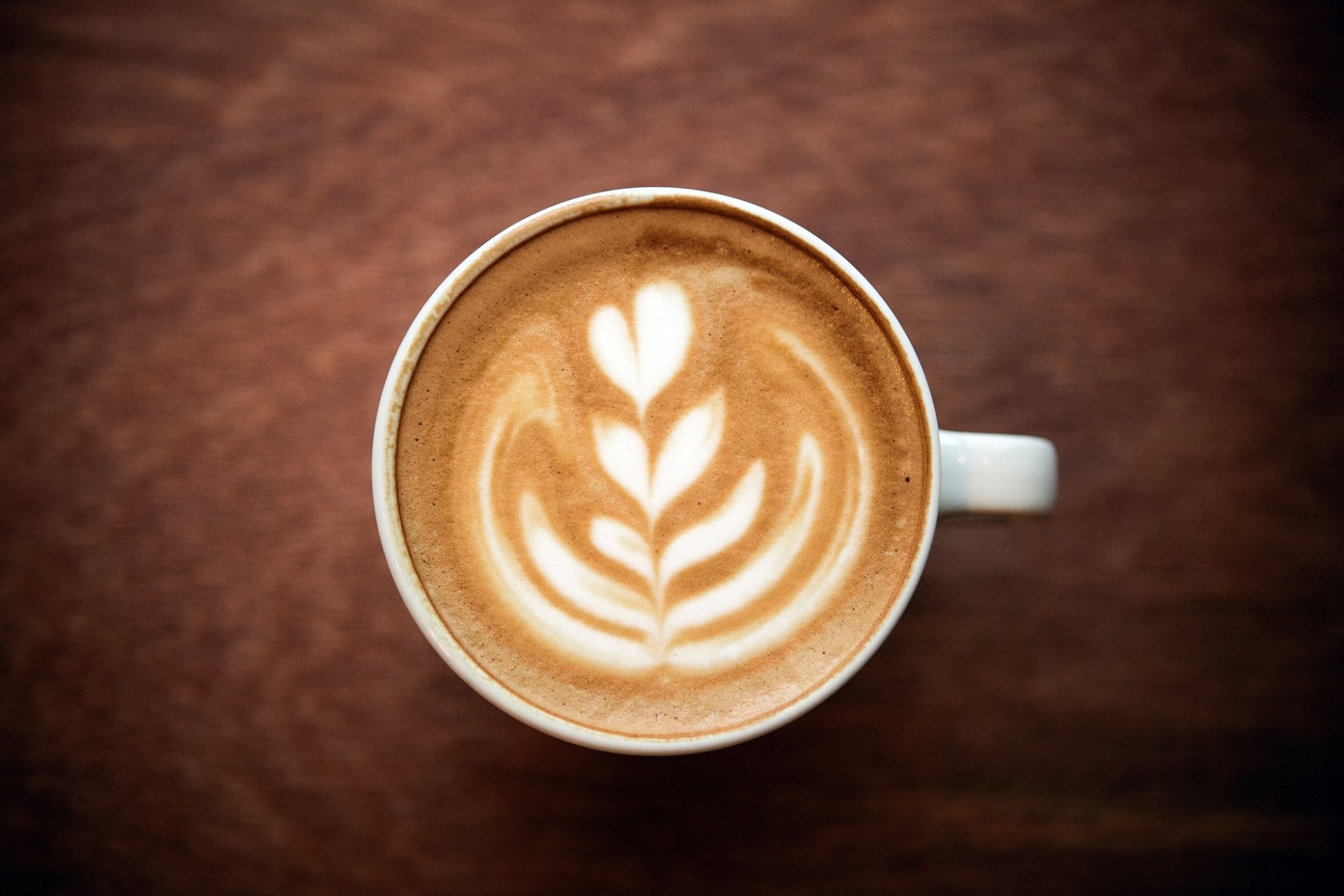 coffee cappuccino foam pattern heart cup mug white