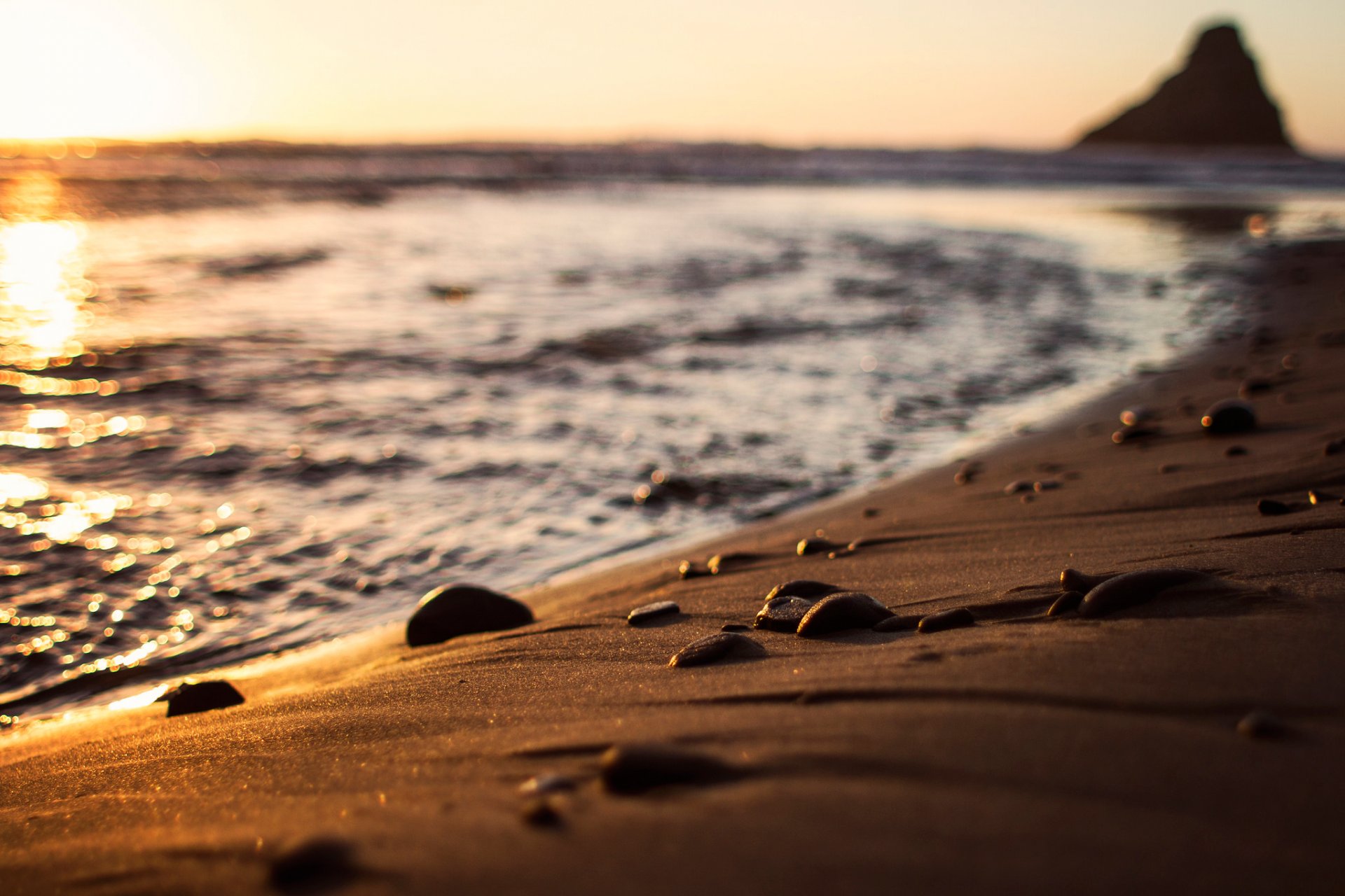 brzeg plaża piasek fale