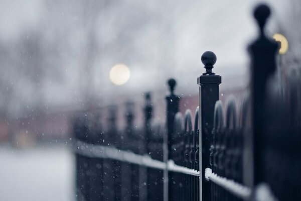 Recinzione invernale sul ponte