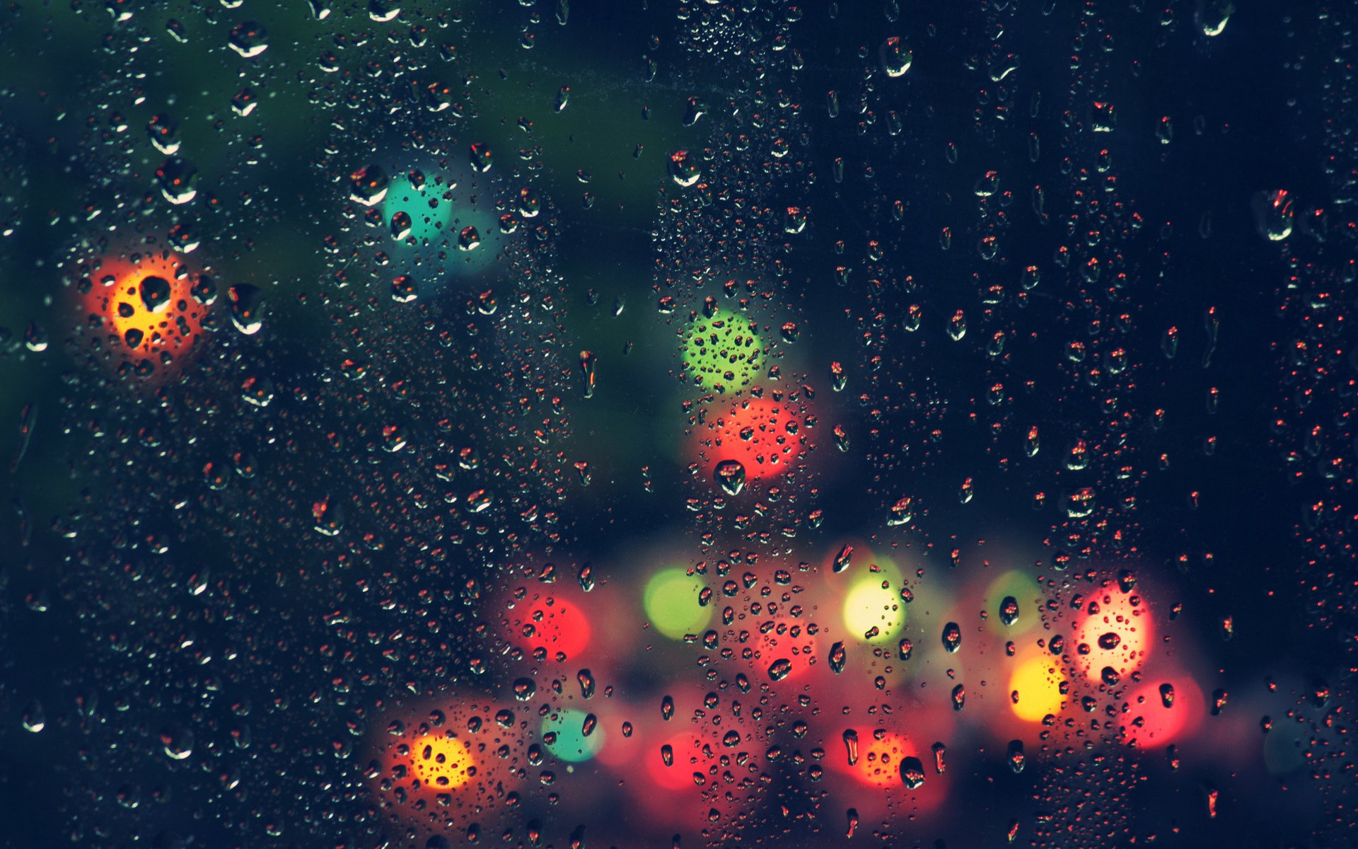 verre pluie gouttes