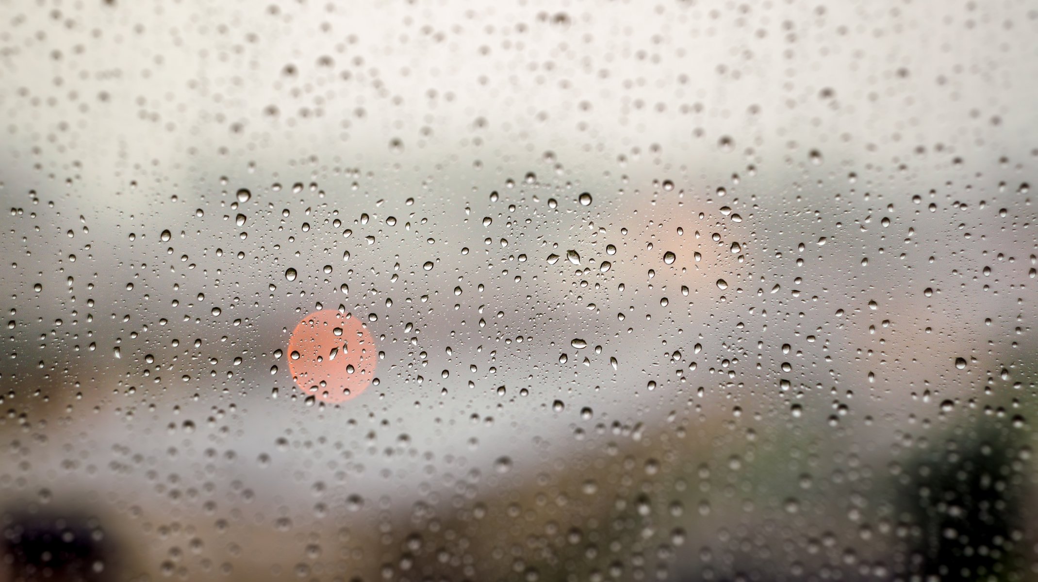 regen tropfen glas fenster