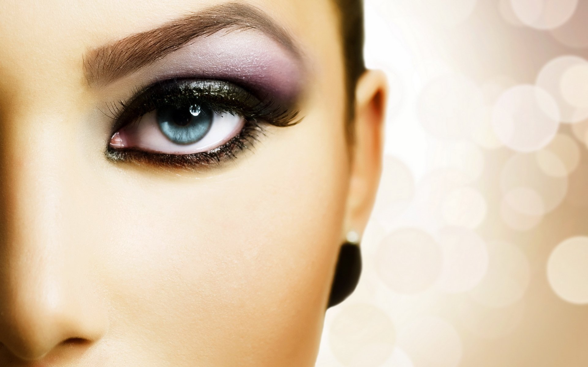 gesicht hälfte auge pupille make-up schatten wimpern augenbraue mädchen