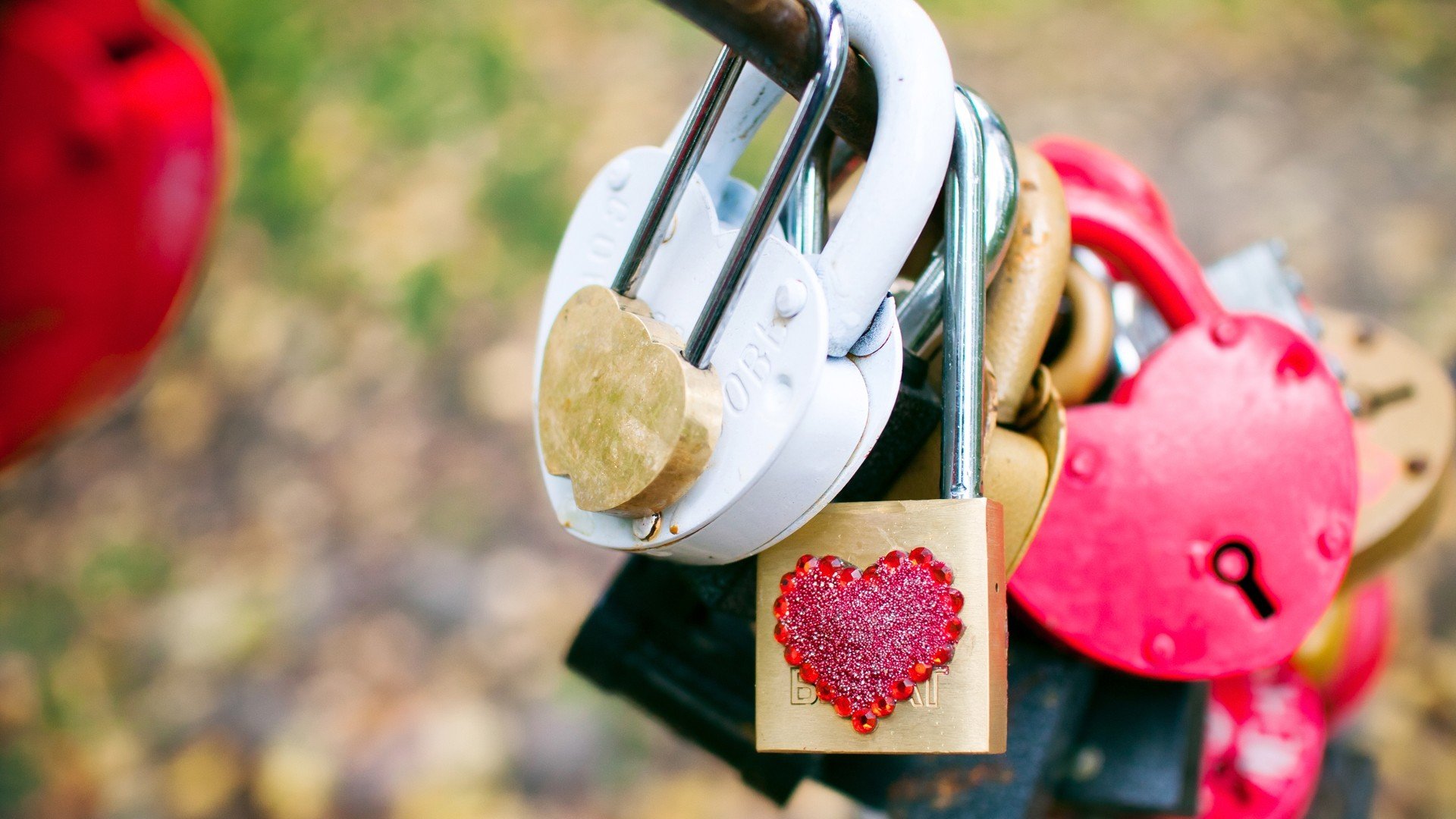 close up mood love locks castle heart