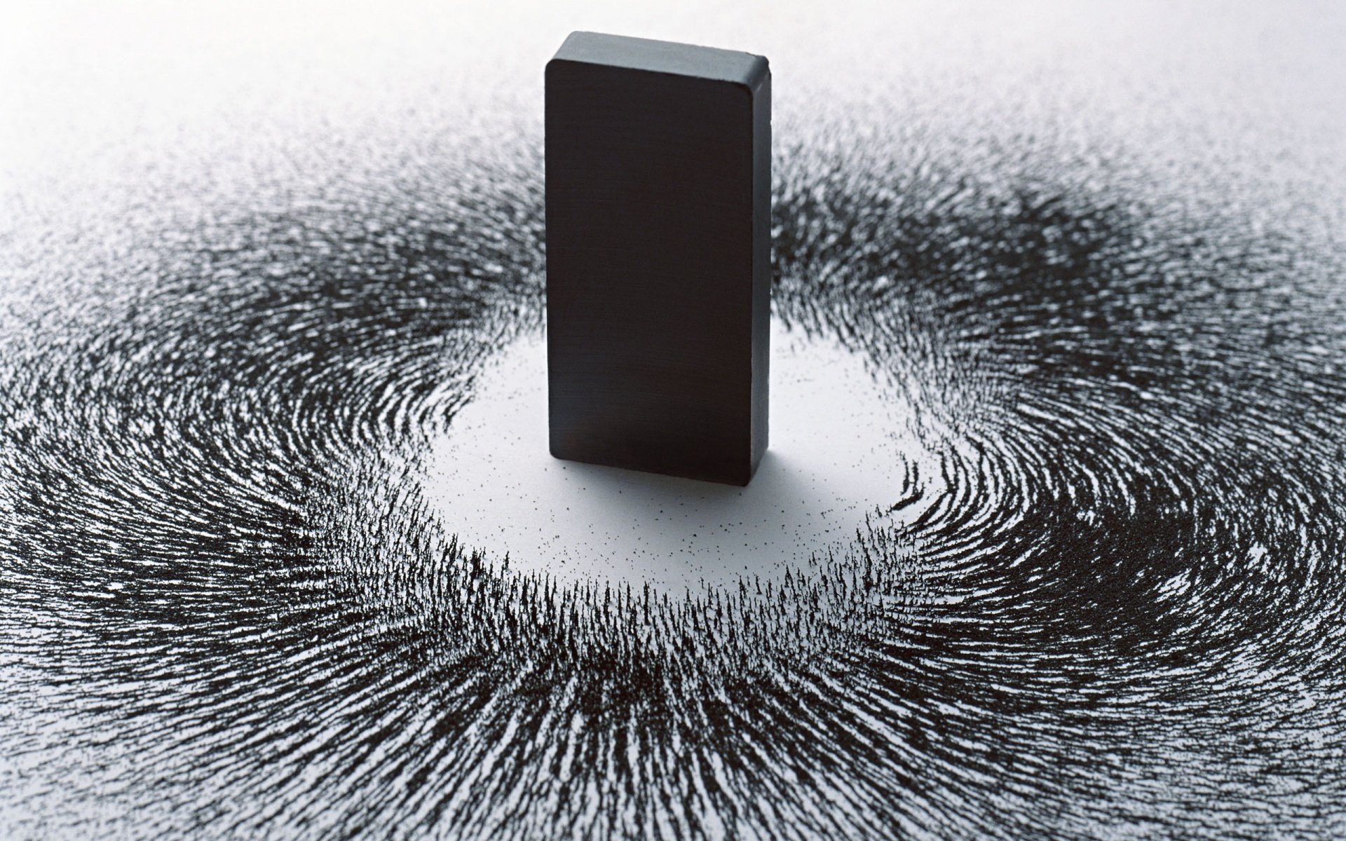 close up magnet chip