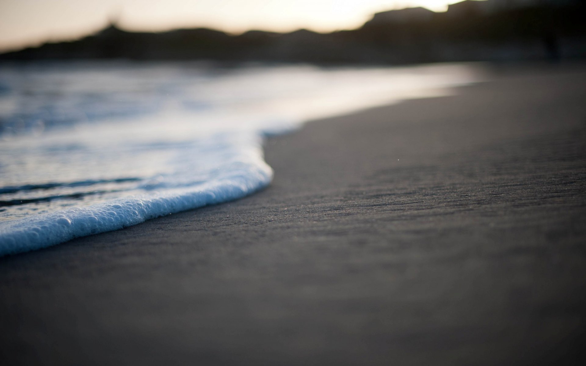 brzeg plaża piasek morze pianka zdjęcie makro tapeta