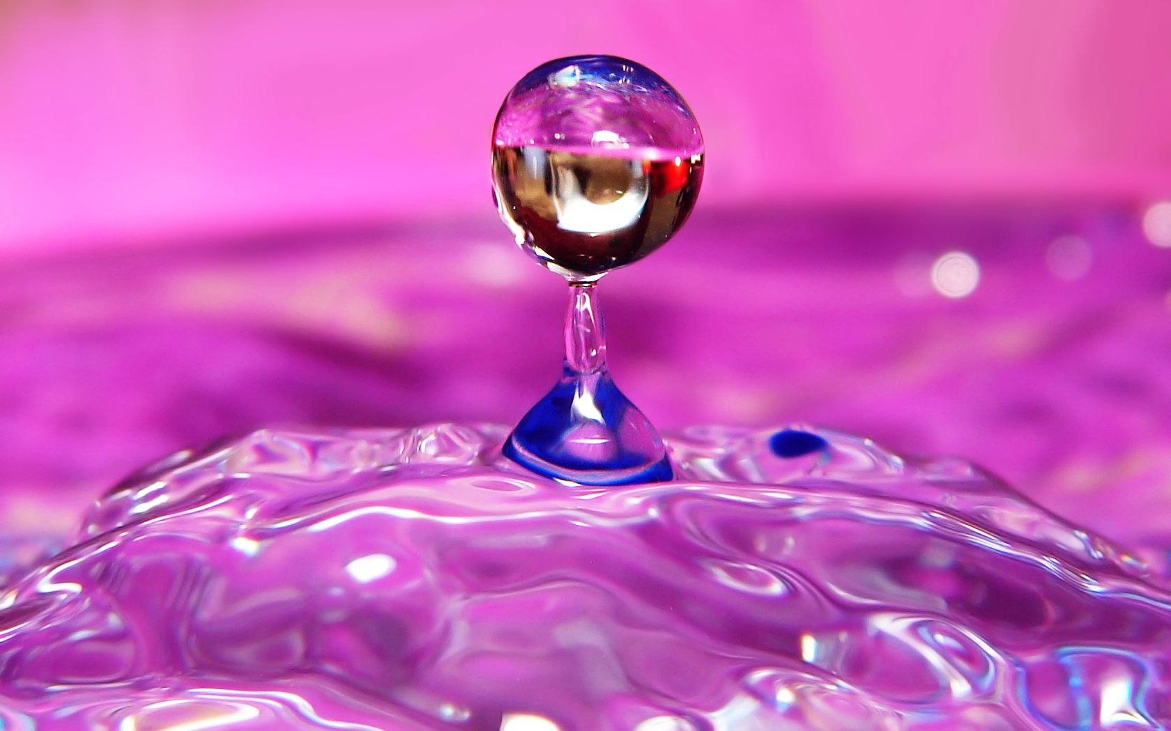 motion water drops sphere