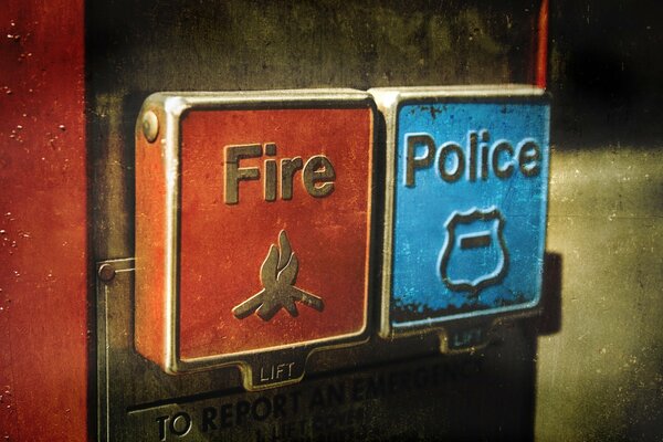 Przyciski do wzywania strażaków lub policji