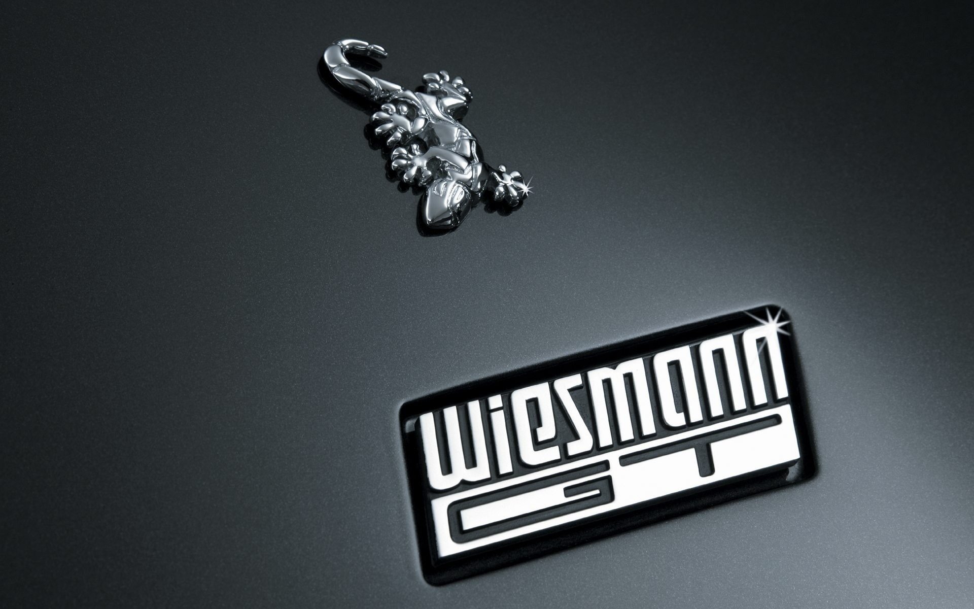 wiesmann gt logo inscription lizard metal