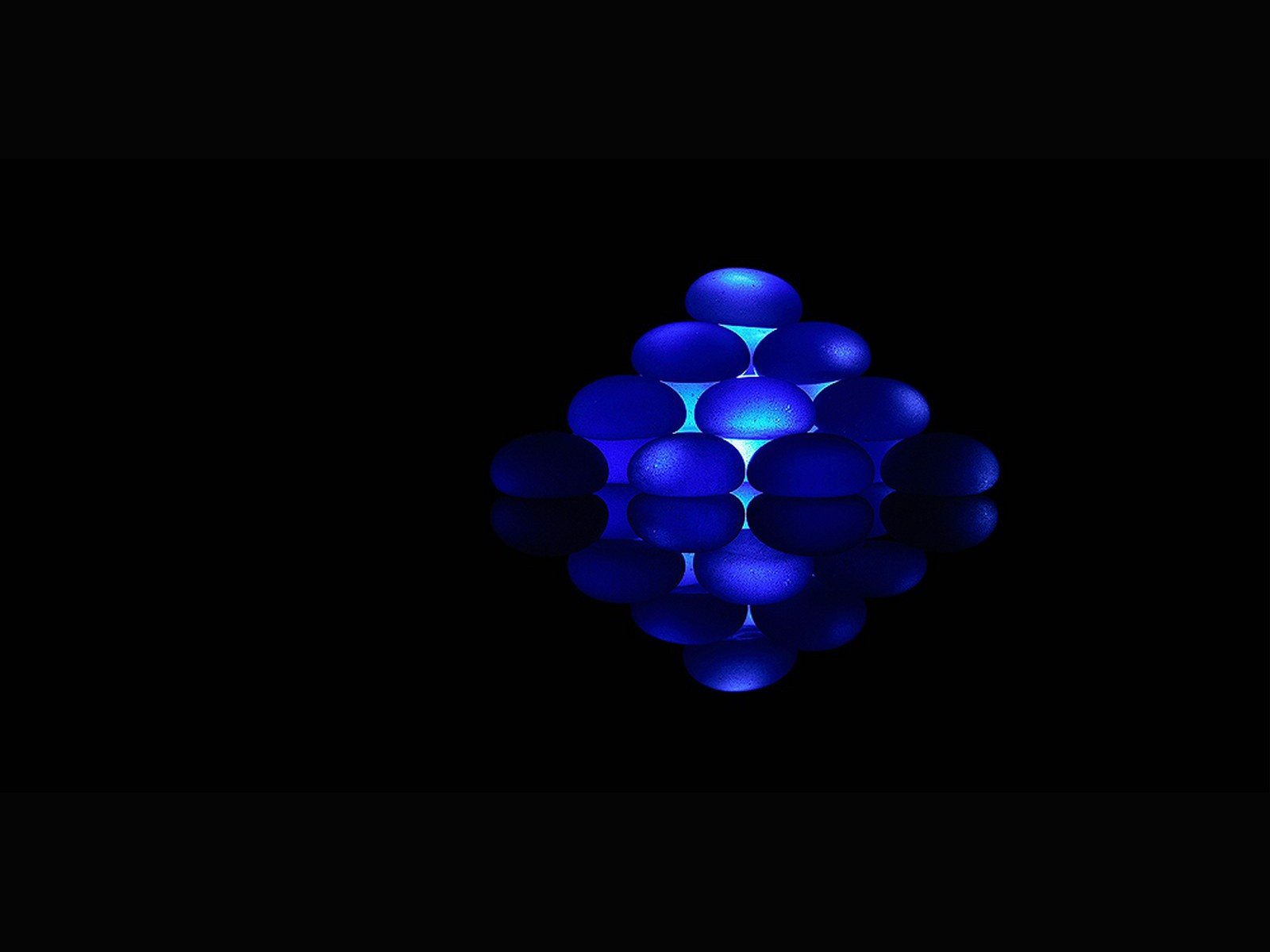 black background blue diamond ellipse