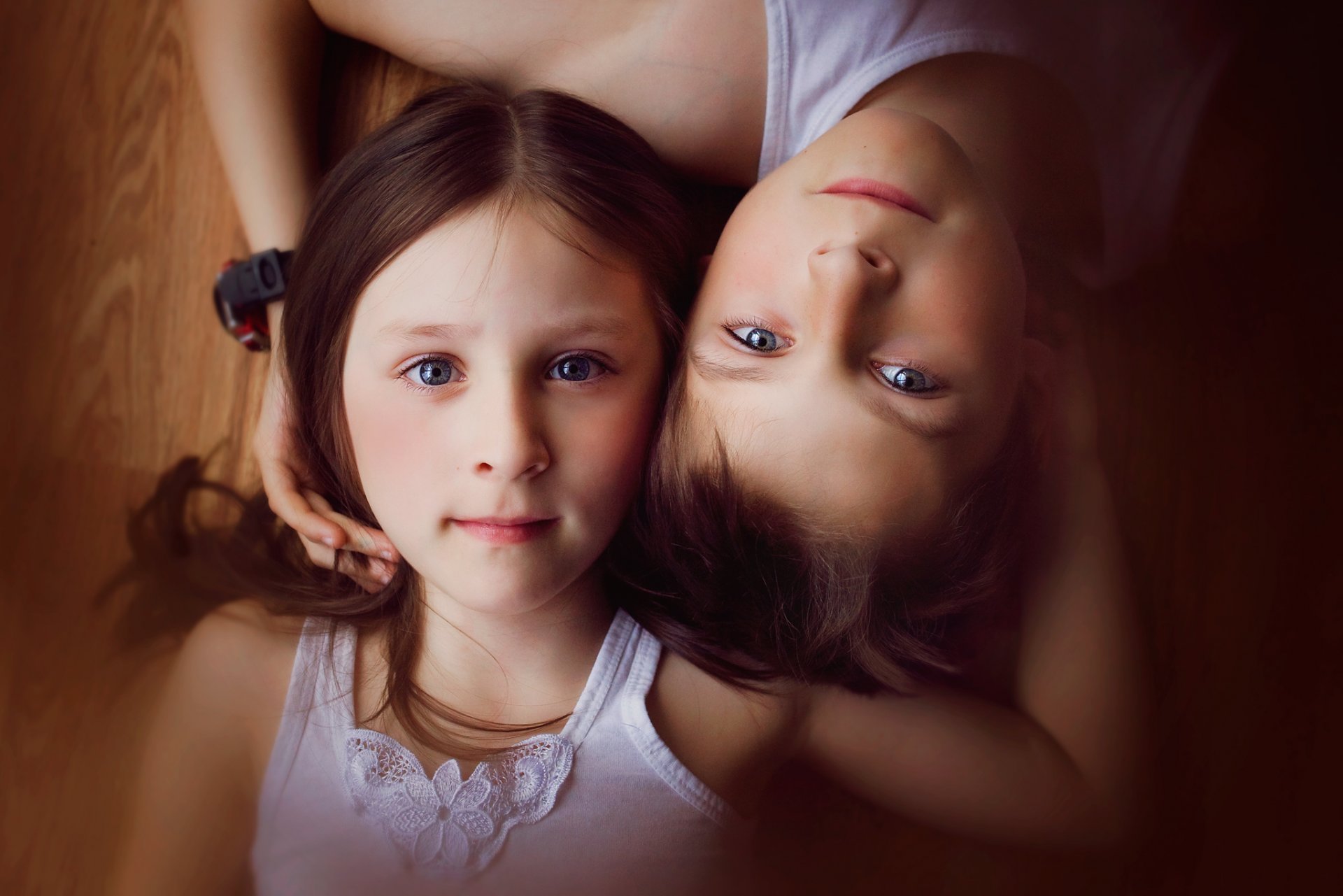 garçon fille photo de famille frère soeur enfants