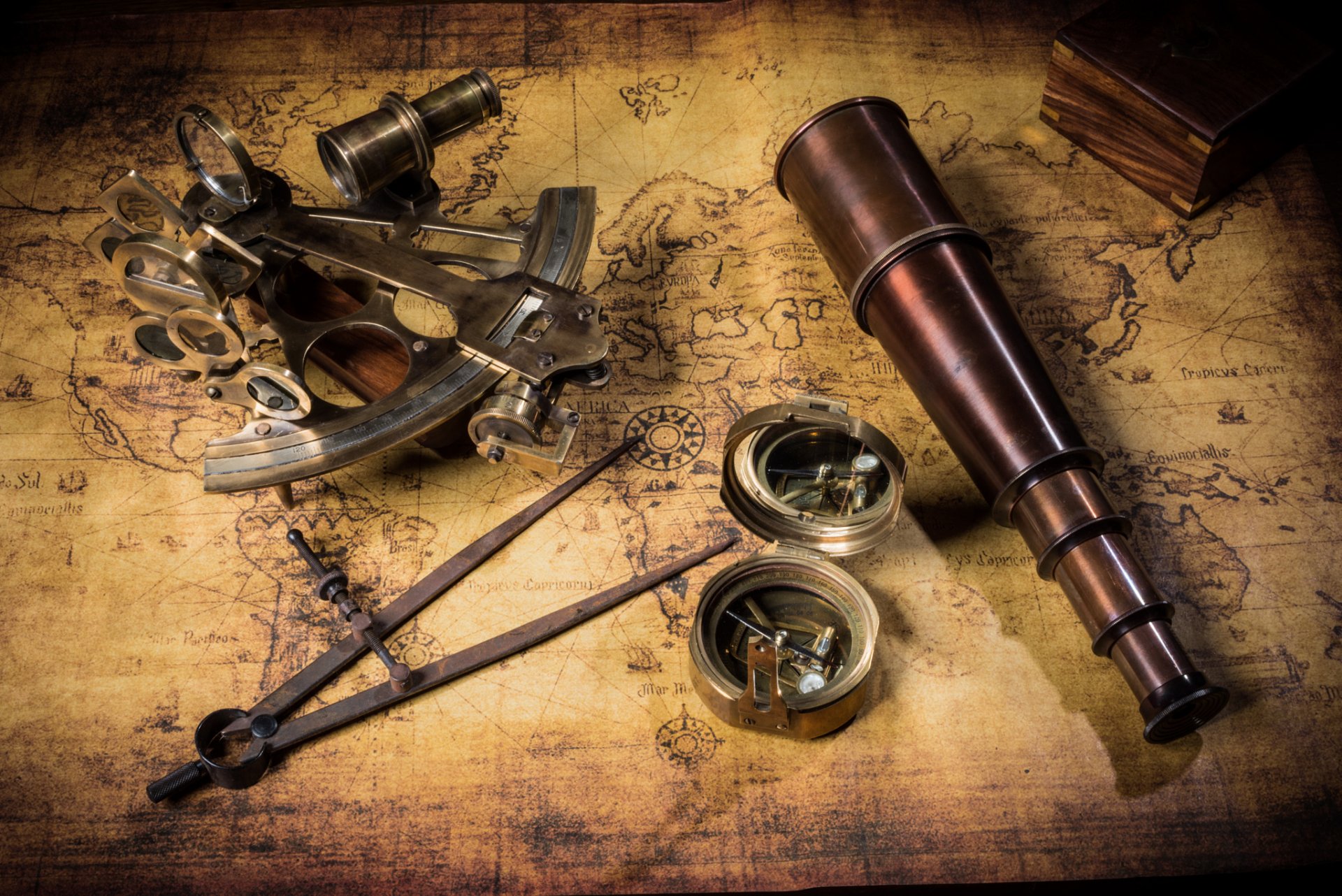 compass sextant old card lookout pipe box pirates treasure