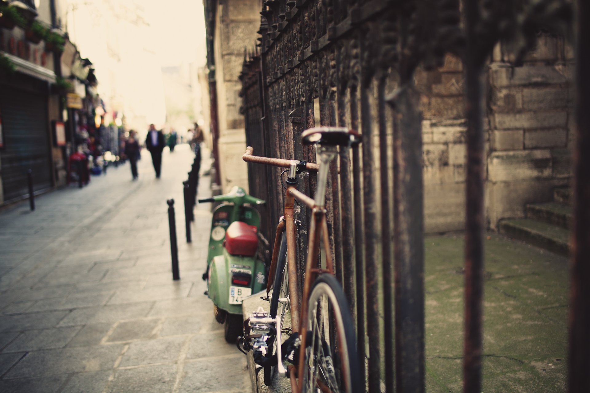 bicicleta cerca cerca calle camino