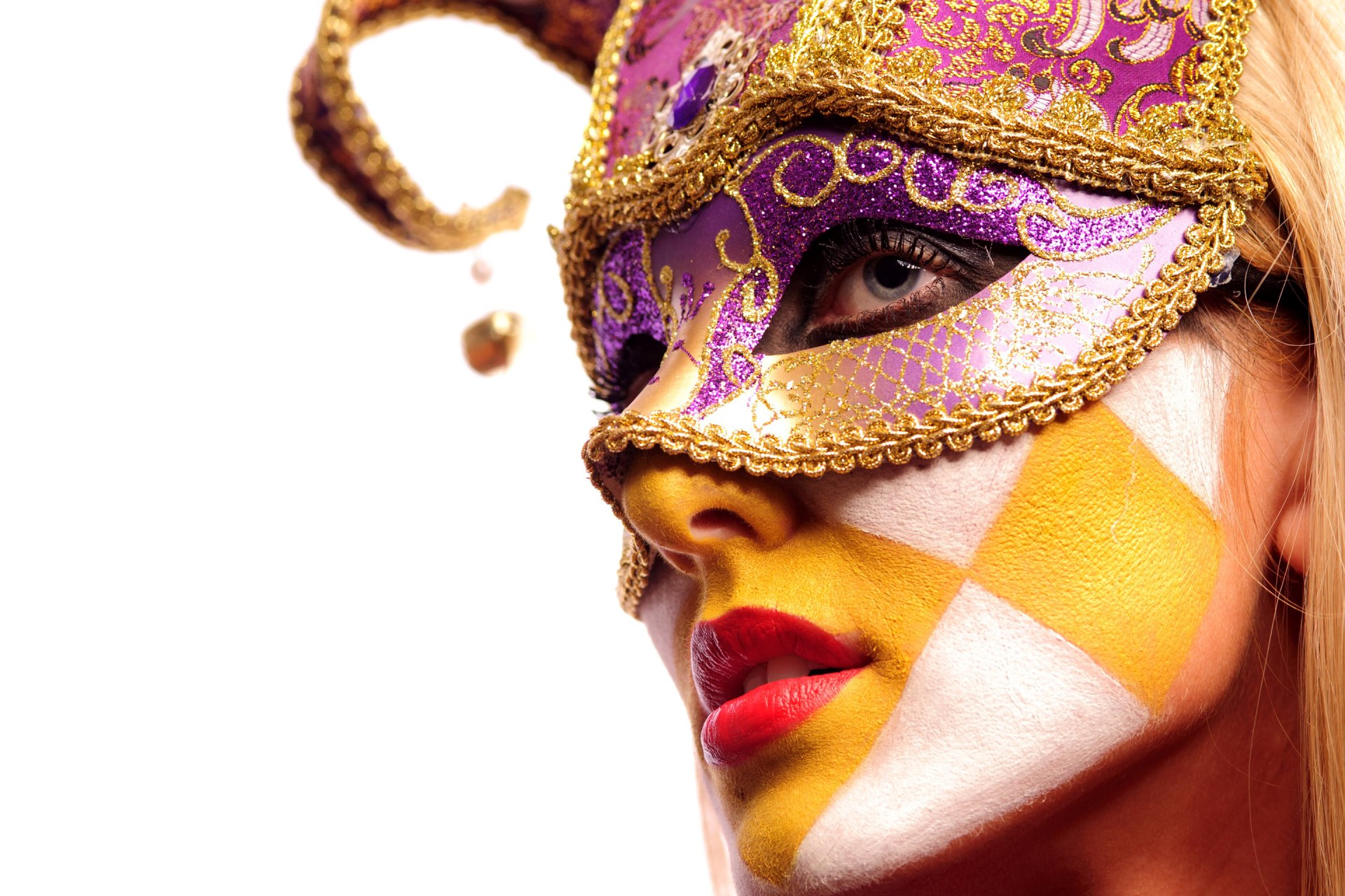 ragazza viso trucco maschera mascherata