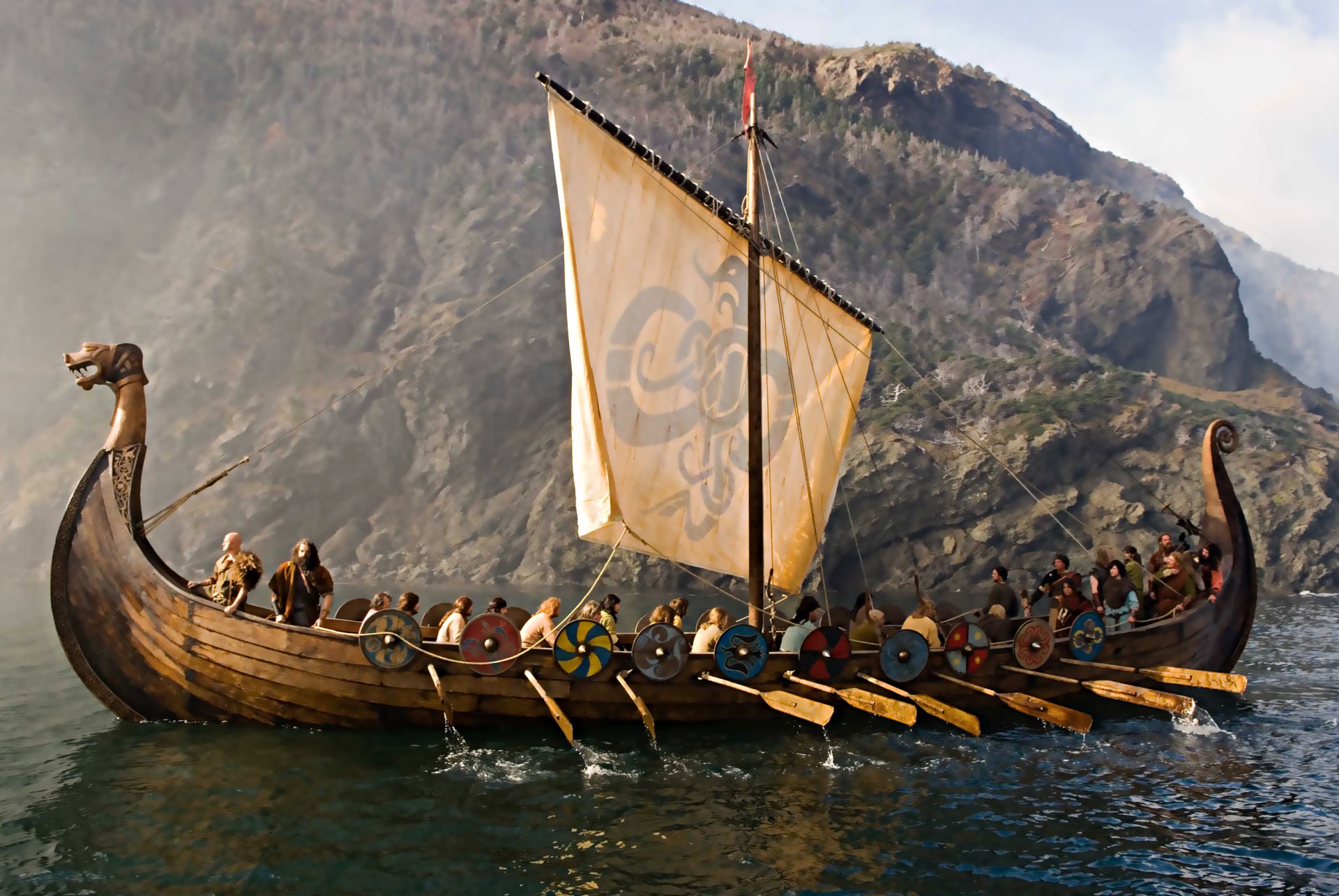drakkar ship-dragon sailors vikings sea