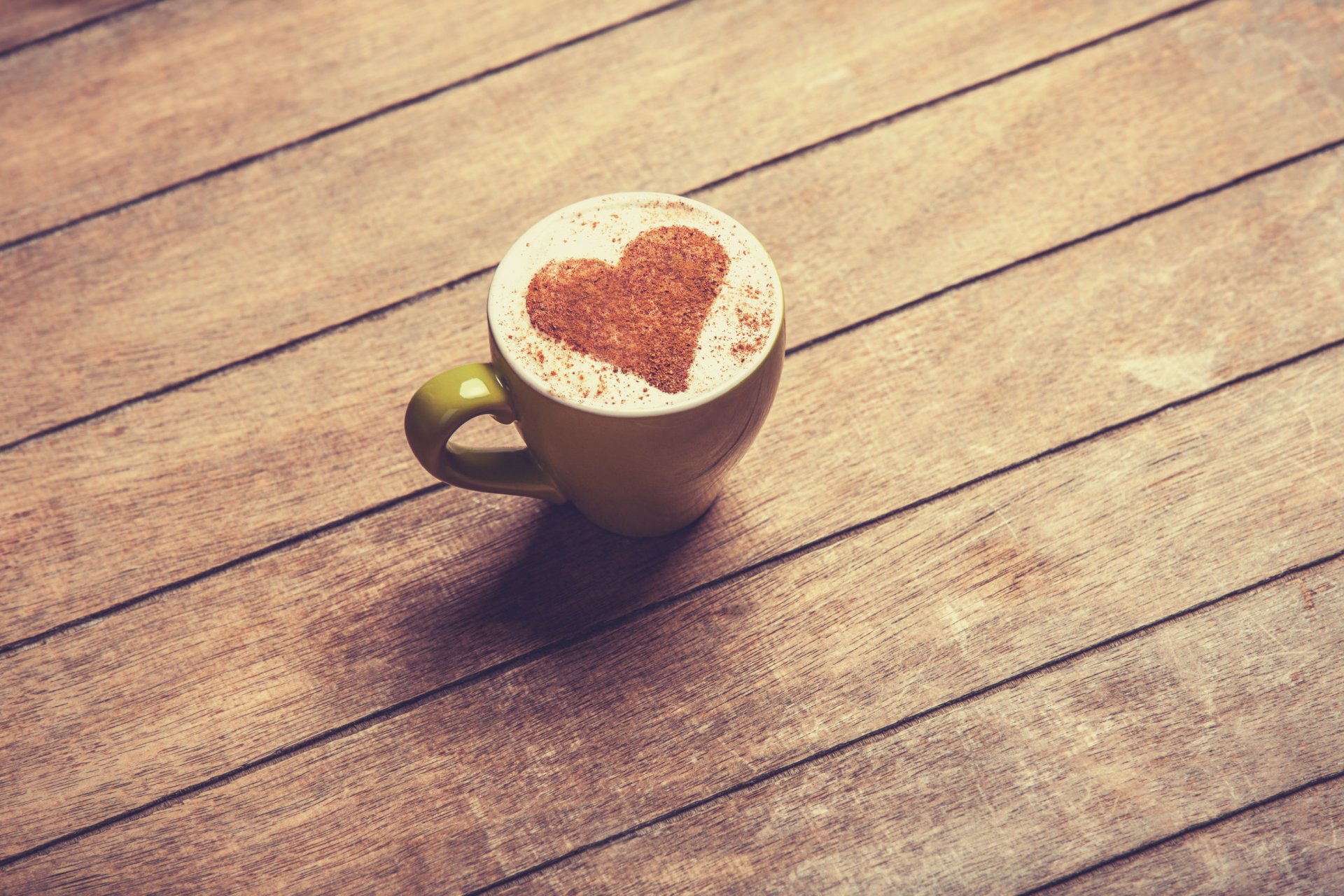 tavolo tazza caffè cuore