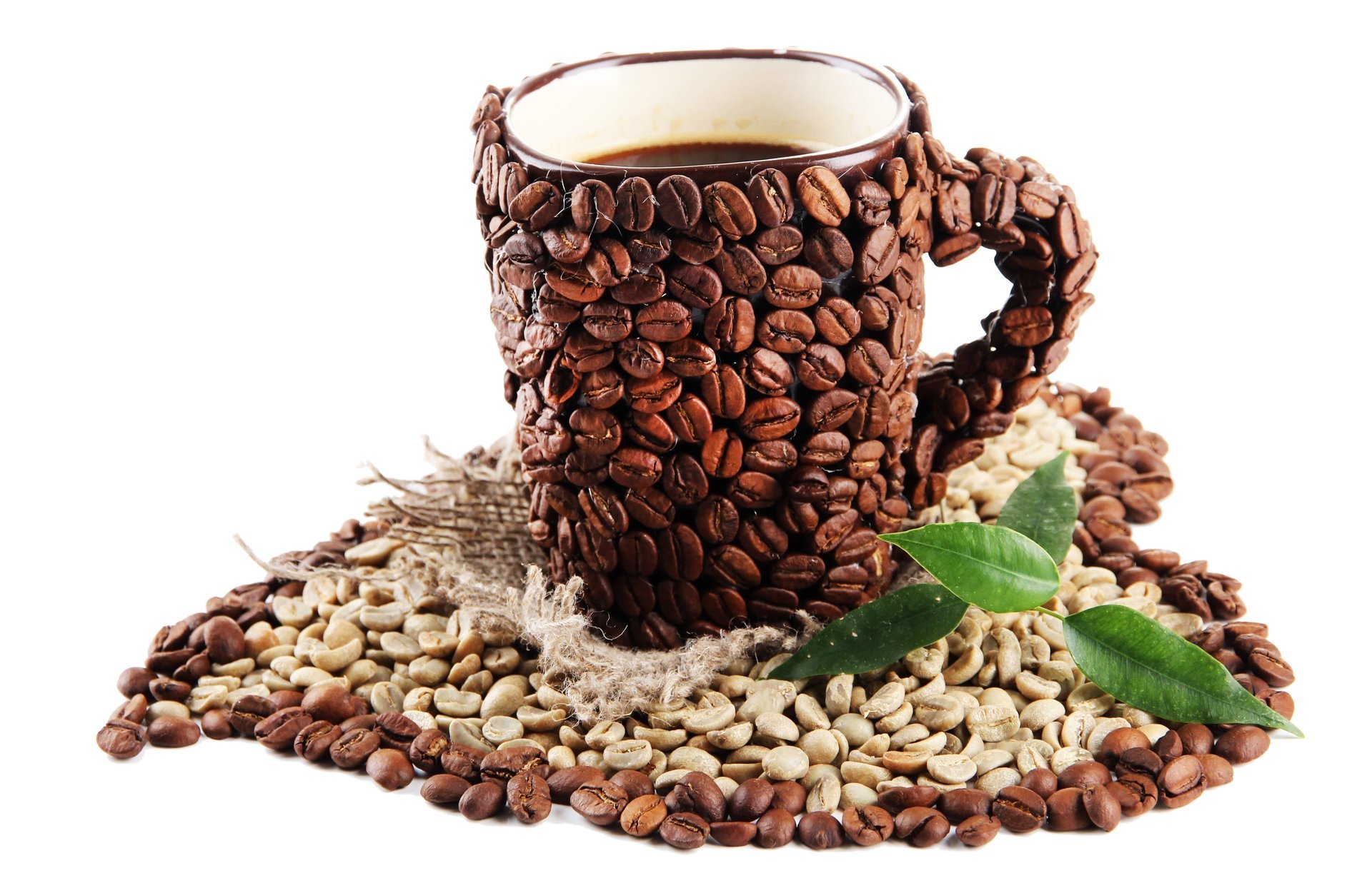 café grain tasse stylo coeur fond blanc