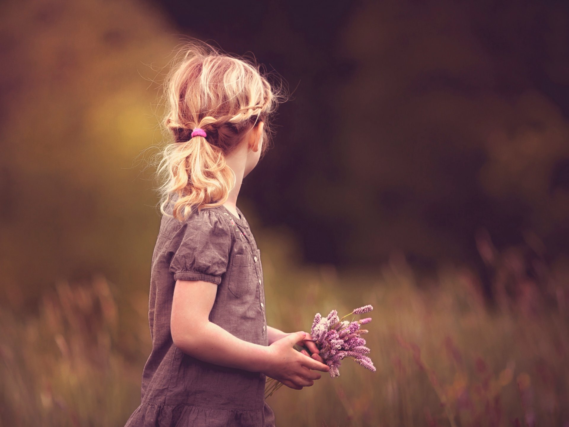 ragazza bouquet coda